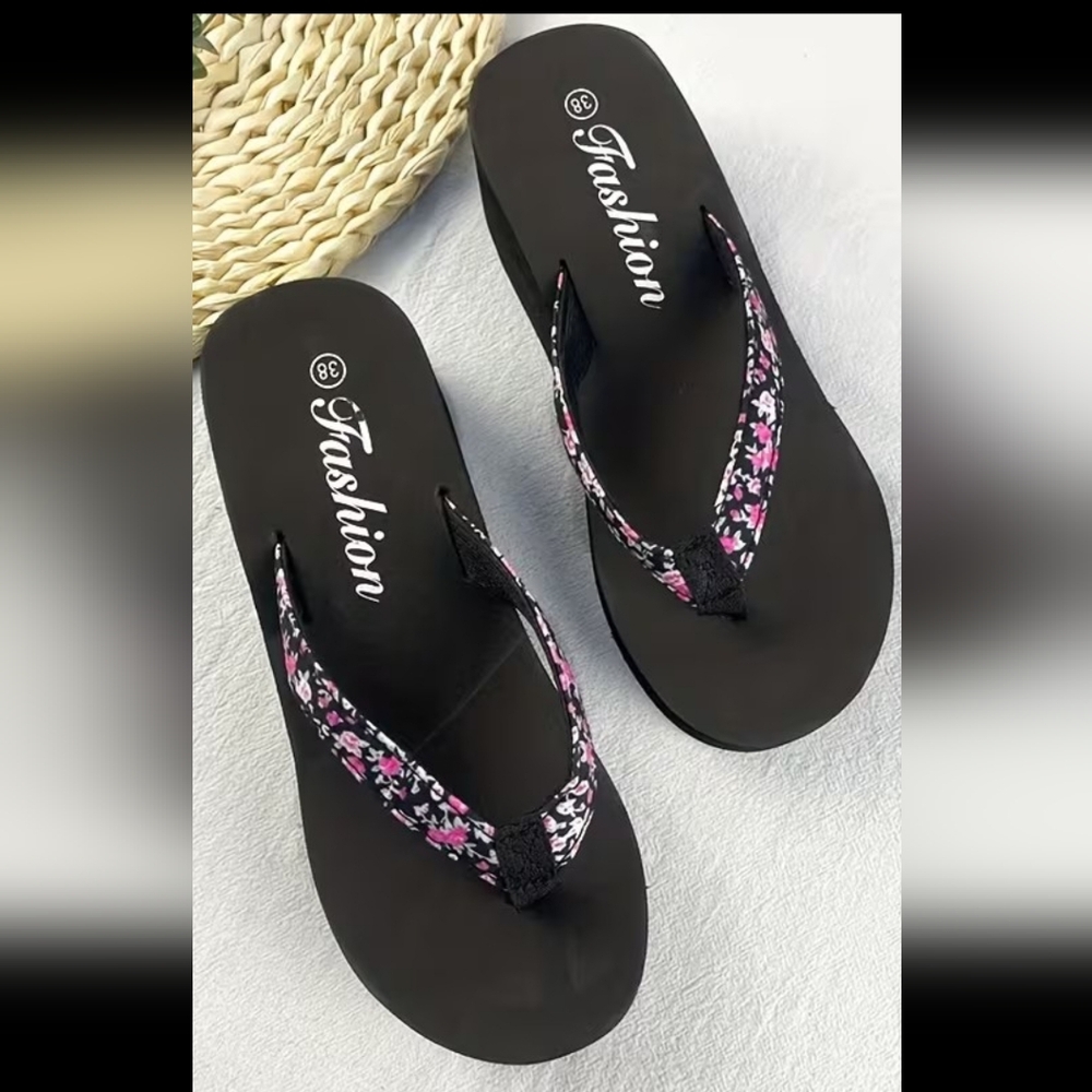 Fashion Floral Flip Flops Women's Size EU 40 US Size 9